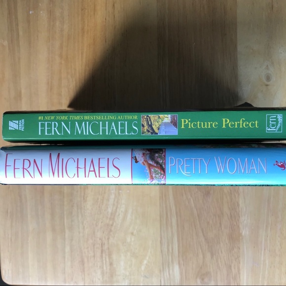 Fern Michaels 2 books Pretty Woman Picture Perfect - Picture 2 of 8